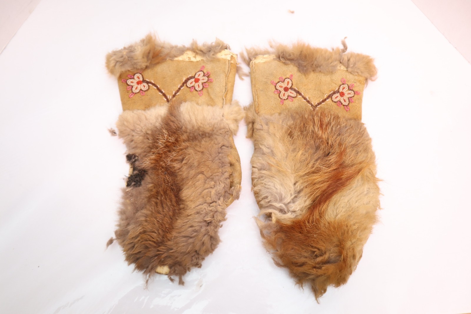 Very Old Native American Beaded Floral Pattern Leather Buckskin Gauntlet Mittens