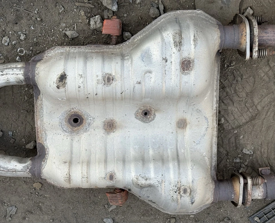 Jeep Grand Cherokee 2011-2021 4x4 3,6 L escape tubo de escape silenciador OEM usado Foto 4 de 4