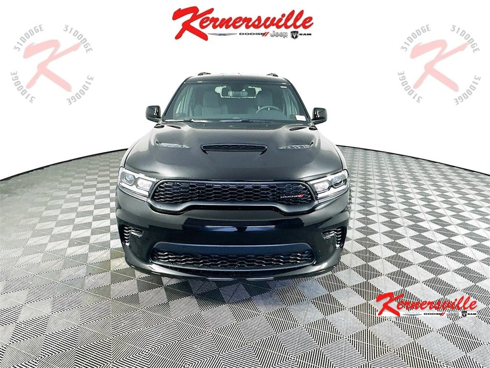2025 Dodge Durango R/T Blacktop AWD 4dr SUV Heated Seats Remote Start NAV - Image 2 of 4