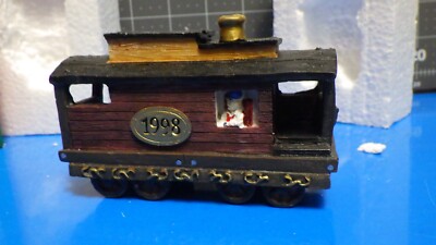 1998 Home Towne express Caboose Christmas train car week 47
