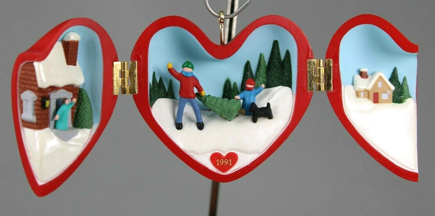 Hallmark Keepsake Heart of Christmas 2nd Series Ornament Vintage 1991