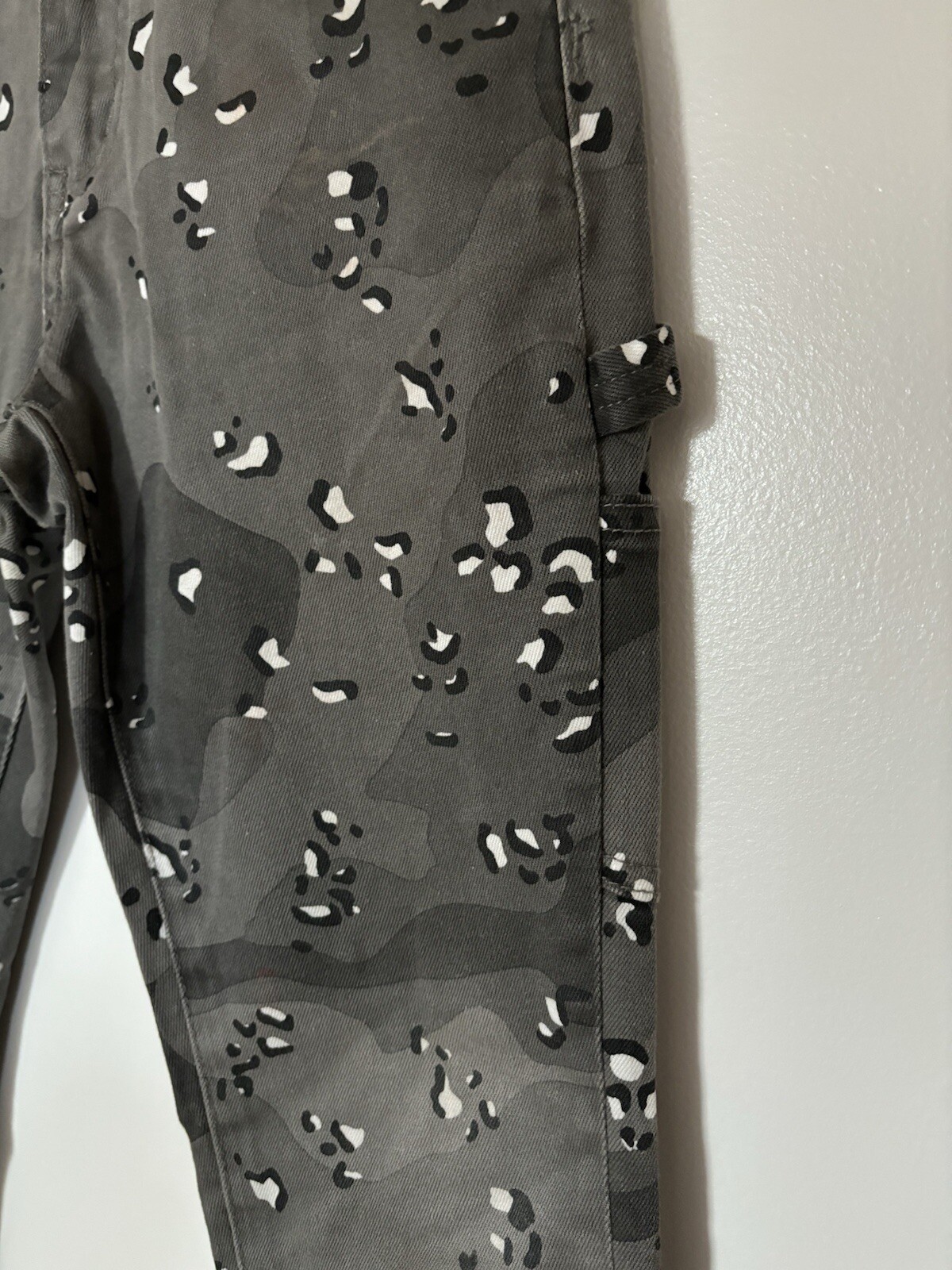 Picture 3 of 9