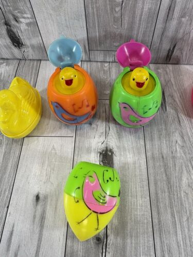 Vintage Plastic Easter Unlimited Pop Up Squeaking Chick, Duck & Rabbit Hong Kong - Picture 3 of 12
