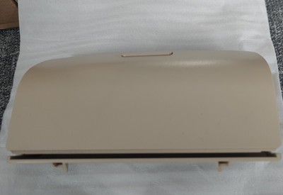 VW Passat 3 C Brillenfach