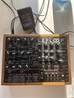 L.E.P. LepLoop V2 Analoge Groovebox Synthesizer Drum Machine – sehr gut
