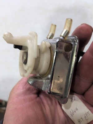 READ 1986-1992 Volvo 240 Sedan Trunk Lid Latch OEM WITH KEY | eBay
