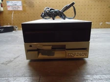TANDY DISK DRIVE FD-502