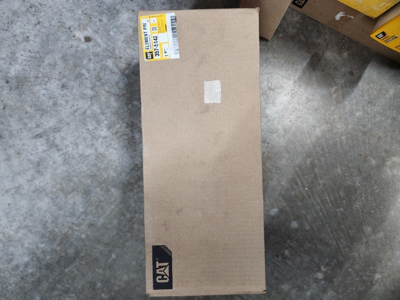 New CAT 357-5142 Air Filter Unopened Box