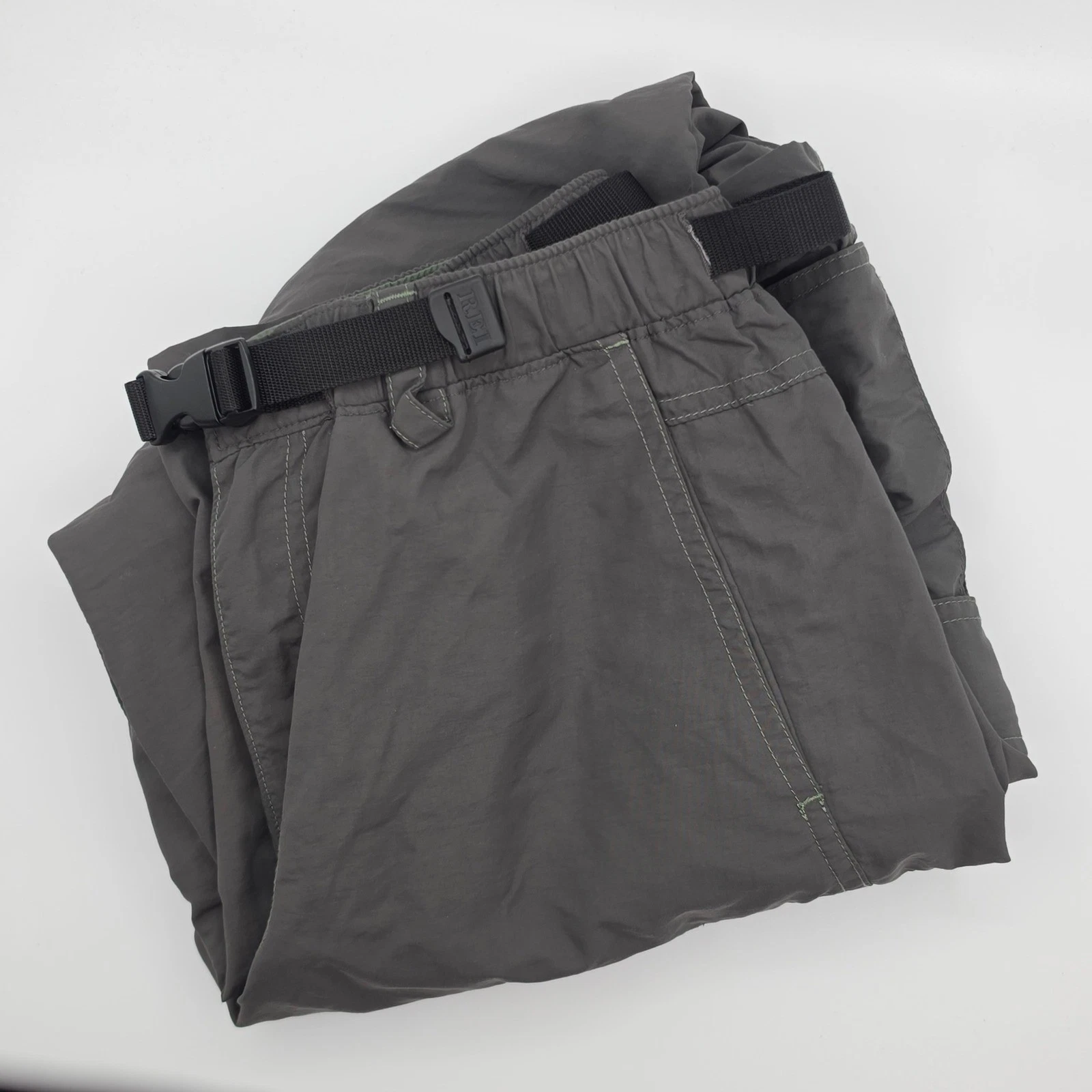 REI Convertible Cargo Pants Mens M Gray Excellent Hiking Outdoor UPF 50+ Belted
Opens in a new windo