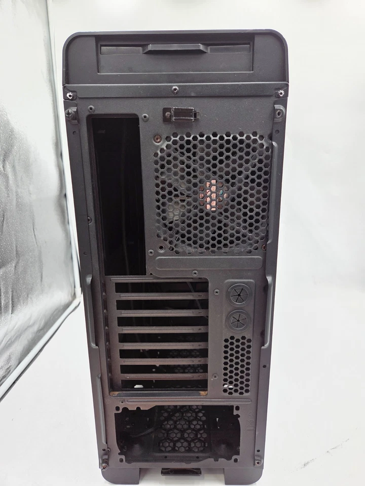 Thermaltake Urban S41 Mid-Tower Chassis PC Computer Case - B Grade, Read Desc! - Image 4 of 4