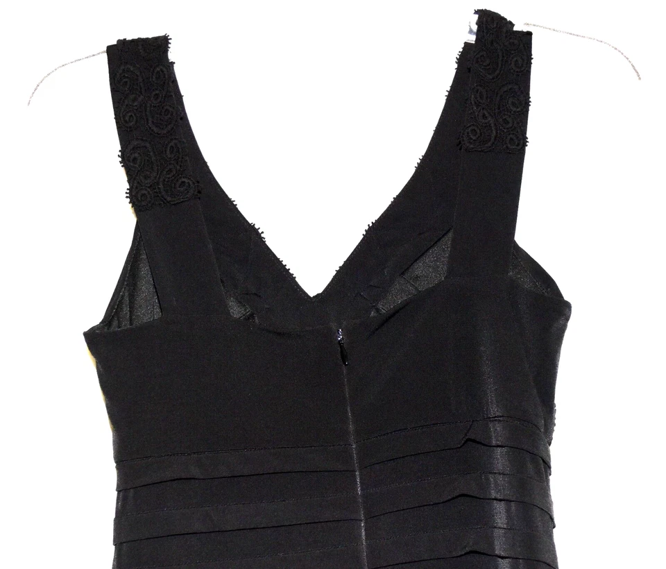 Vestido ceñido al cuerpo London Time negro con cuentas ganchillo cuello en V vendaje elástico talla 4 Foto 4 de 4