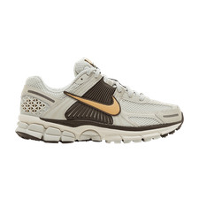 SIZE 10.5 Women's Nike Zoom Vomero 5 'Light Bone Sesame' HM9657-001