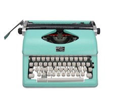 Vintage Typewriter thumbnail