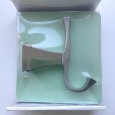 DELTA DRYDEN COLLECTION DOUBLE ROBE HOOK   75135ss Stainless Finish 