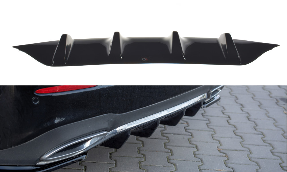 Rajout de pare-chocs arriere Mercedes E-Class AMG-Line pour supprimer l'effet vide visuel