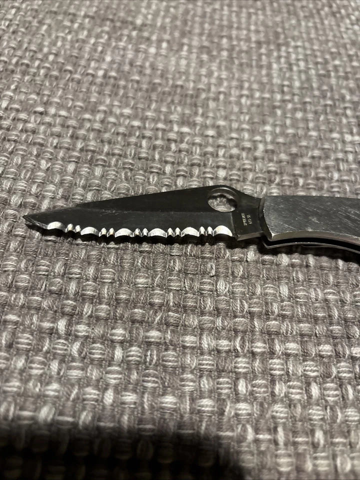 Spyderco Rookie C51S - dentado ATS-55 - acero inoxidable - descontinuado Foto 2 de 4