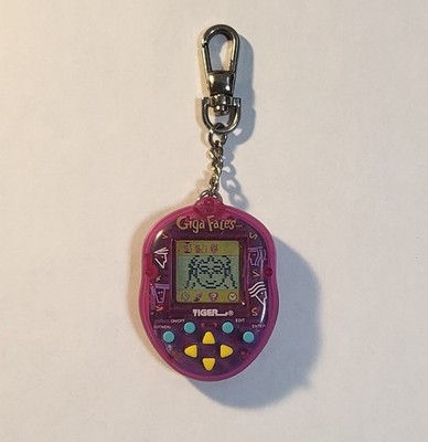 Vintage 1997 Tiger Electronics Giga Faces Giga Pet. Tested, Turns On