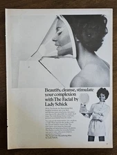 VINTAGE 1970's Print Ad B5C6 Black Beautiful Facial Machine By Lady Schick 