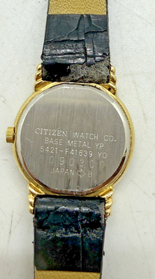 Citizen Elegance Women display picture 2