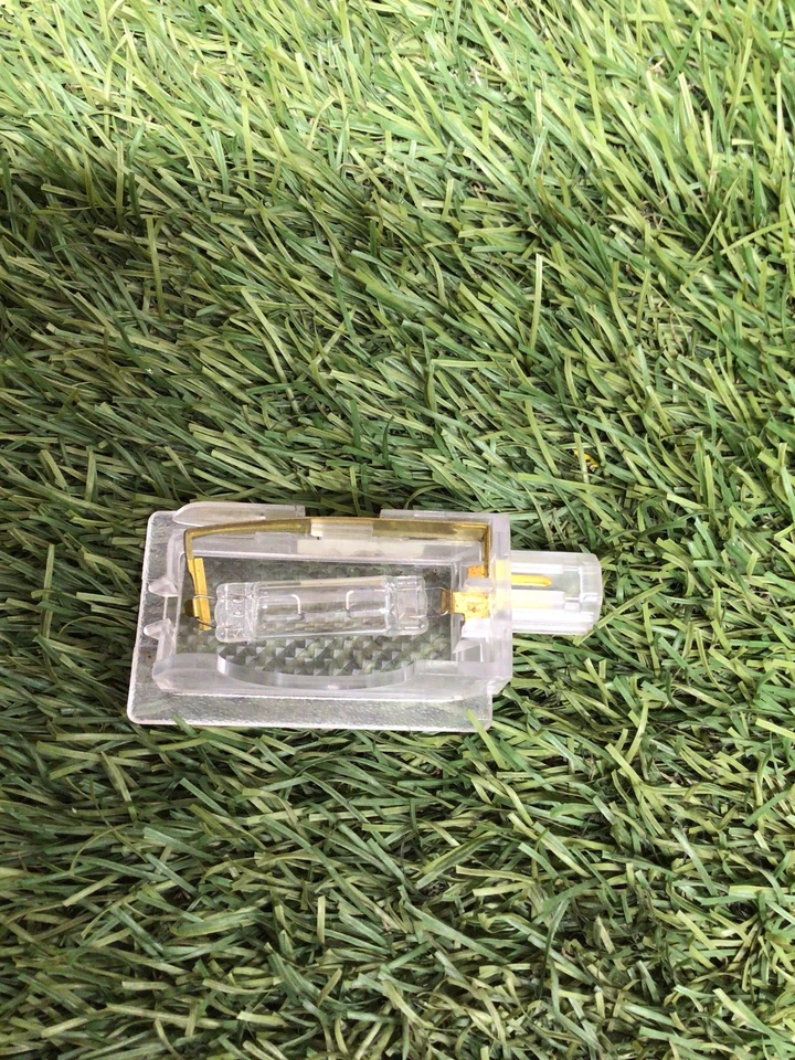 ✅ Luz interior cargador Dodge 2023 PN:68416926AB OEM Foto 2 de 3