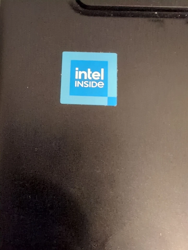 Acer Gateway 15.6" Chromebook With Targus Slim Breifcase (Stand Not Included) - Image 4 of 4