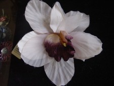 OVERSIZED PURPLE  MAUVE ORCHID FASCINATOR / CORSAGE BROOCH - GREGORY LADNER