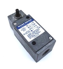 MICROSWITCH LSQ046 LIMIT SWITCH w/o HANDLE 600 VAC MAX 10 AMP CONT. MADE IN USA!