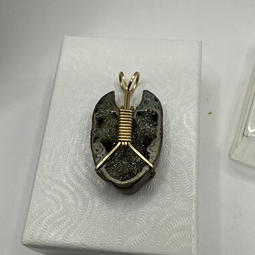 Artisan Made Pyritized Ammonite Fossil Gold Filled Wrapped Pendant 1.5” NOS - Picture 7 of 10