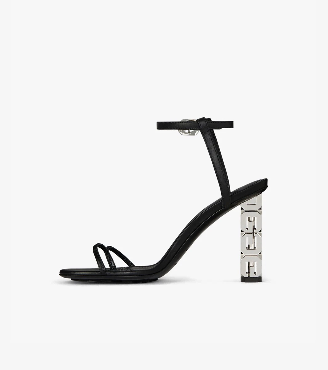 Givenchy Triple toes sandals in leather with g heel Used Size 6 Worn Once
