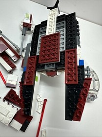 LEGO Star Wars: Republic Fighter Tank (75182) incomplete