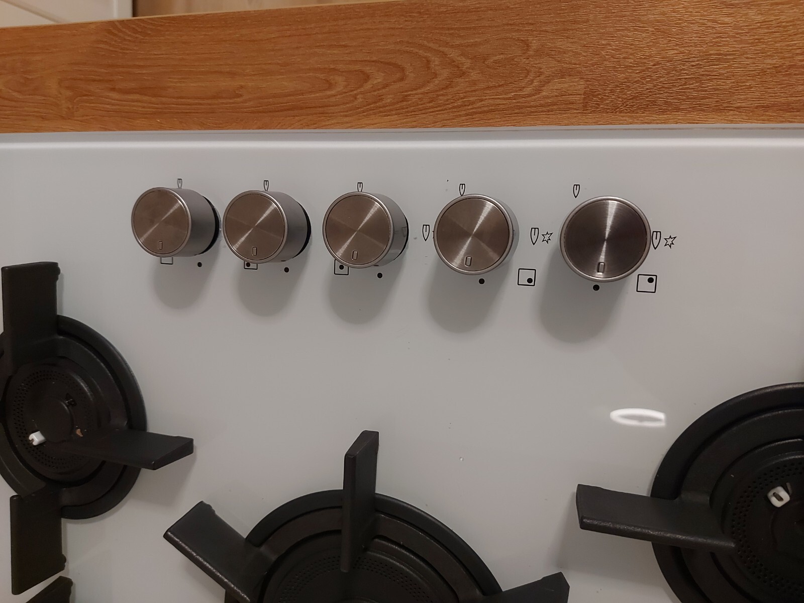 piano cottura 5 fuochi vetro