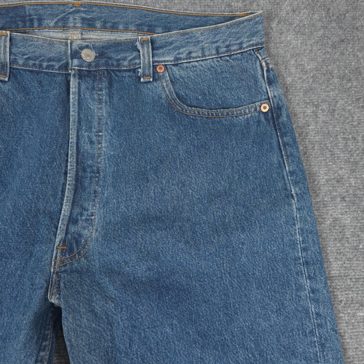 NWT VTG Levis 501 Jeans Mens 36x34* Straight Leg Button Fly USA