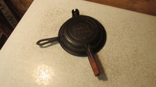 Vintage CAST IRON STOVER JUNIOR 8 For the Children WAFFLE IRON