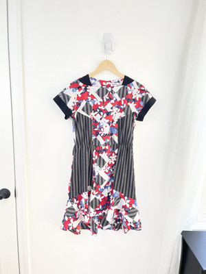 Peter Pilotto Target 8 Red Black White Short Sleeve Shift Dress Women s 8