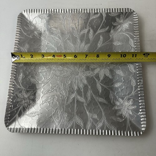 The Beauty Line Design Aluminium Serviertablett gehämmert Platte quadratisch floral - Bild 6 von 10