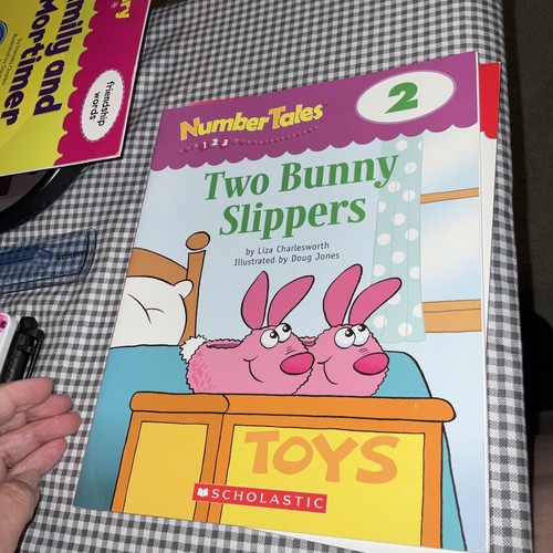 Emily & Mortimer, Two Bunny🐰 Slippers, Bear 🐻 Goes Shopping Lot Of 3 Like New - Picture 9 of 24