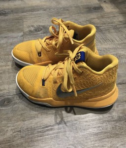 kyrie irving shoes mac and cheese