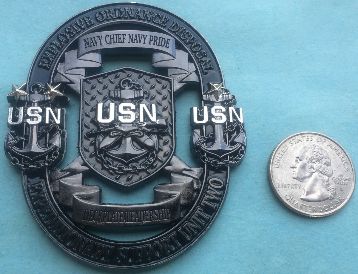US NAVY CHALLENGE COIN - EXPLOSIVE ORDNANCE DISPOSAL (EOD