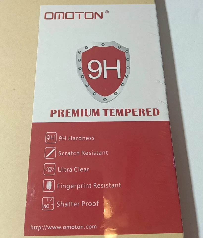 OMOTON 9H Hardness HD Tempered Glass Screen Protector iPad Pro 10.5 inch 2017 - Image 3 of 4