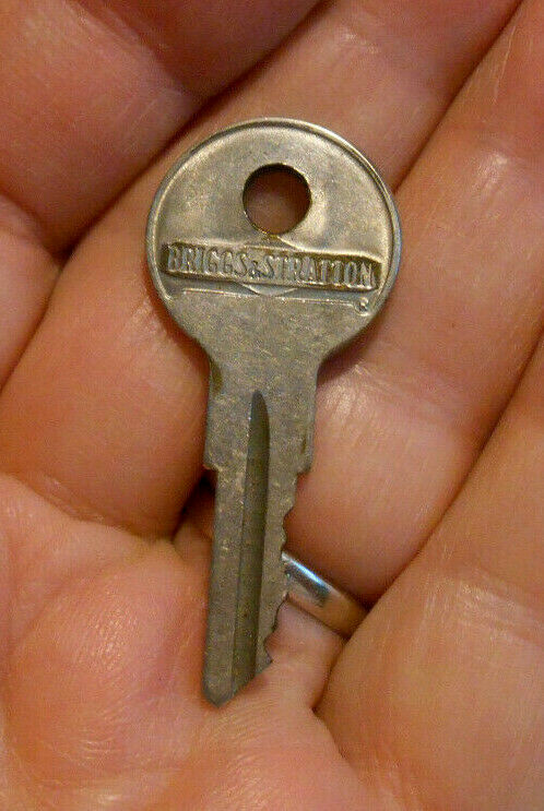 Vintage Old Original Briggs Stratton Chevy GM Harley Indian H661 Bright ...