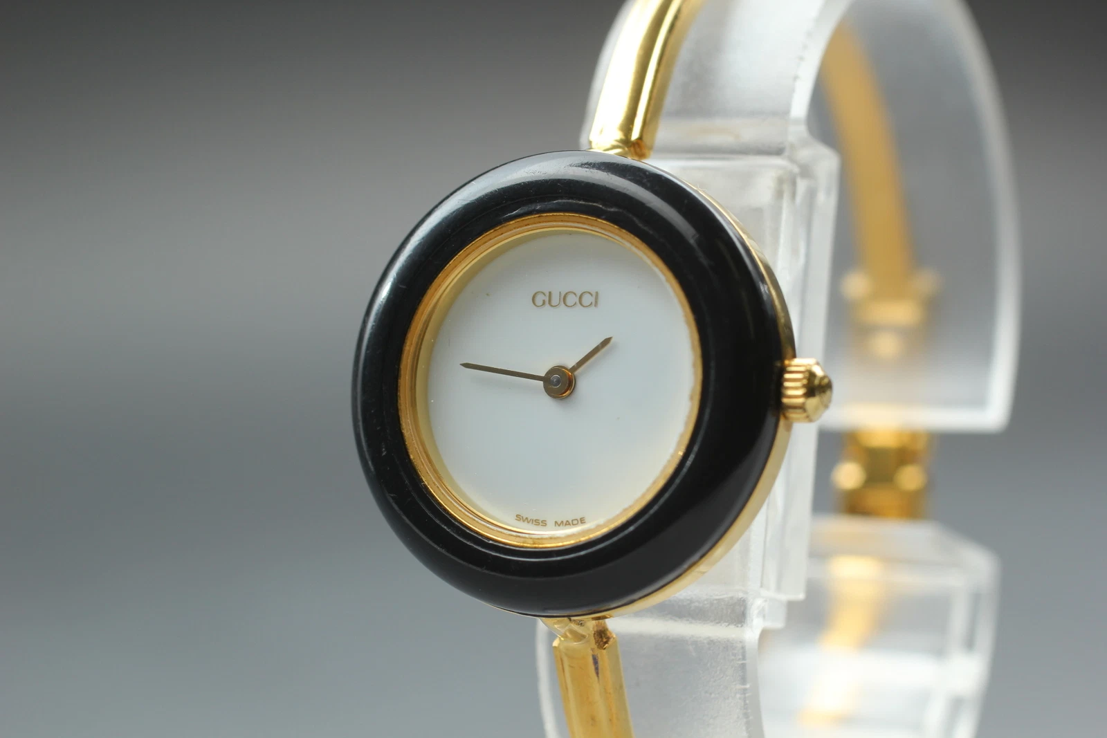 [Exc+5] Montre femme Gucci 11/12,2 lunette à changement noire 26 mm Qz du JAPON