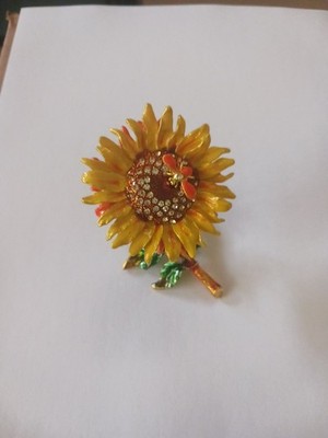 Furuida Sunflower Trinket With A Bee On It Made Of Metal Brand New