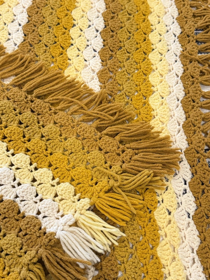 "Manta afgana vintage amarillo mostaza blanco ganchillo flecos MCM 61"" X 40""" Foto 3 de 3