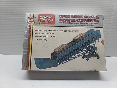 New AHM HO Scale 11019 Operating Coal & Gravel Conveyor Belt Yard King 