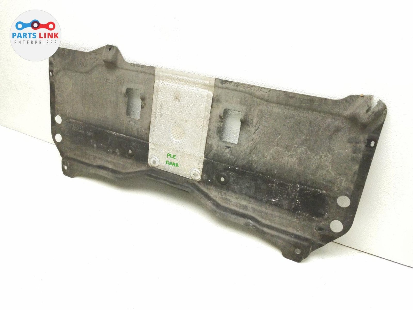 2016-20 BENTLEY BENTAYGA REAR UNDERBODY AERO SPLASH SHIELD GUARD COVER PANEL 4.0