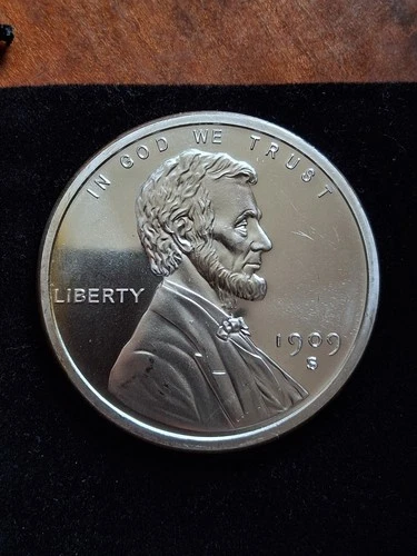 2 Oz. Fine Silver Round By Golden State Mint 0.999 Silver Lincoln Design