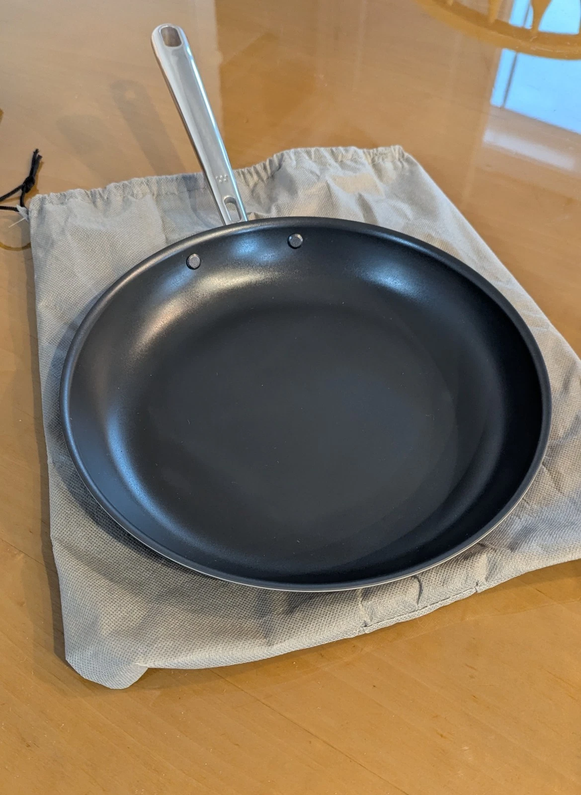 Misen Carbon Nonstick 10" Frying Pan Nitrided Tri-Ply Carbon Steel 10 inch
Opens in a new window or 