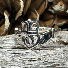 Claddagh Ring Irish Ireland Ladies Celtic Heart Promise Engagement Ring 925