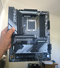 GIGABYTE B650 GAMING X AX V2 AM5 ATX DDR5 Gaming Motherboard — photo 1