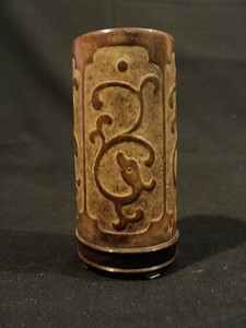 GORGEOUS 19th CENTURY HAND CARVED CHINESE SOAPSTONE BRUSH POT